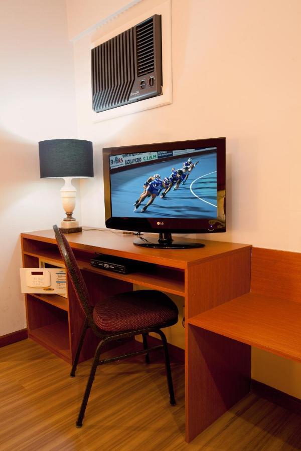 Hotel Moncloa São Paulo Buitenkant foto
