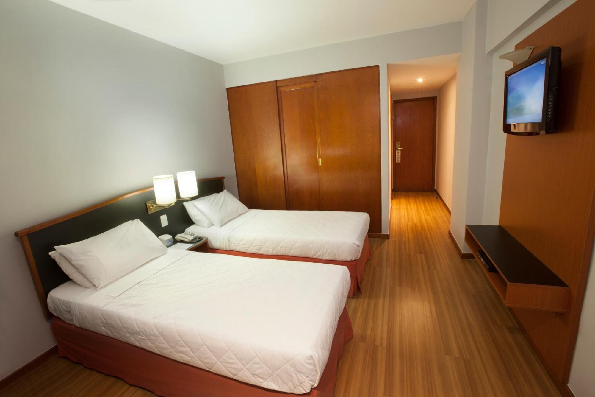 Hotel Moncloa São Paulo Buitenkant foto