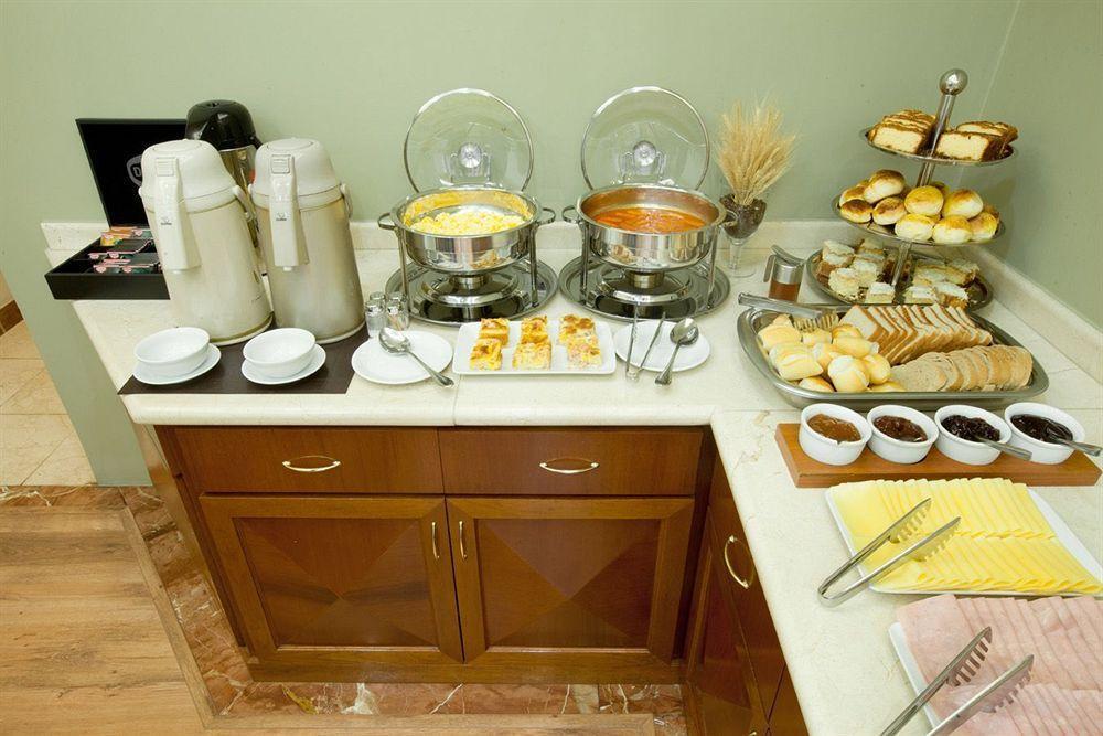 Hotel Moncloa São Paulo Buitenkant foto