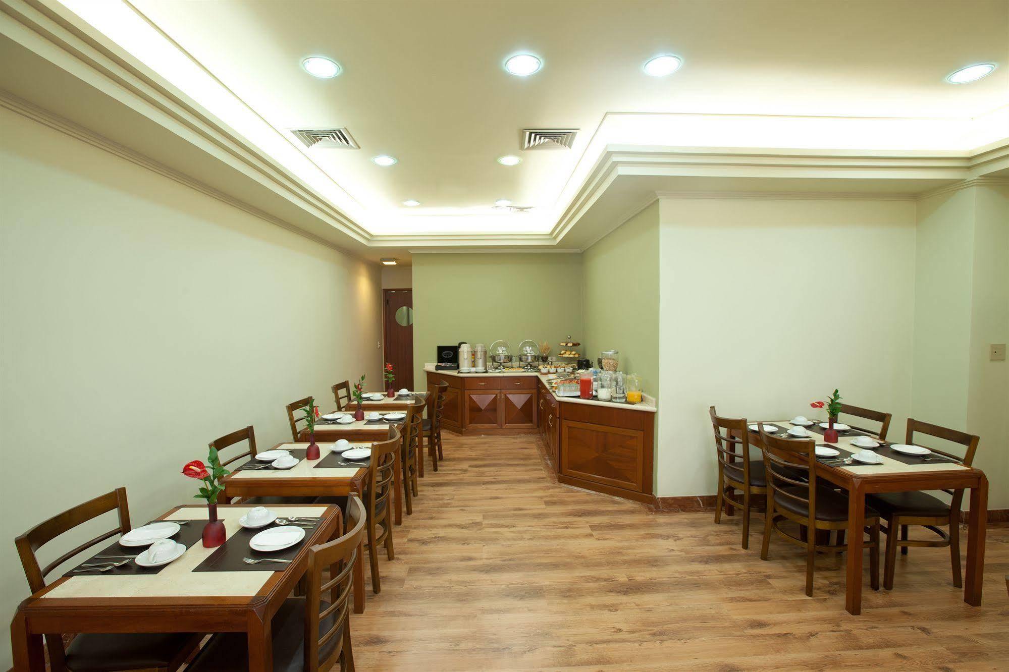 Hotel Moncloa São Paulo Buitenkant foto